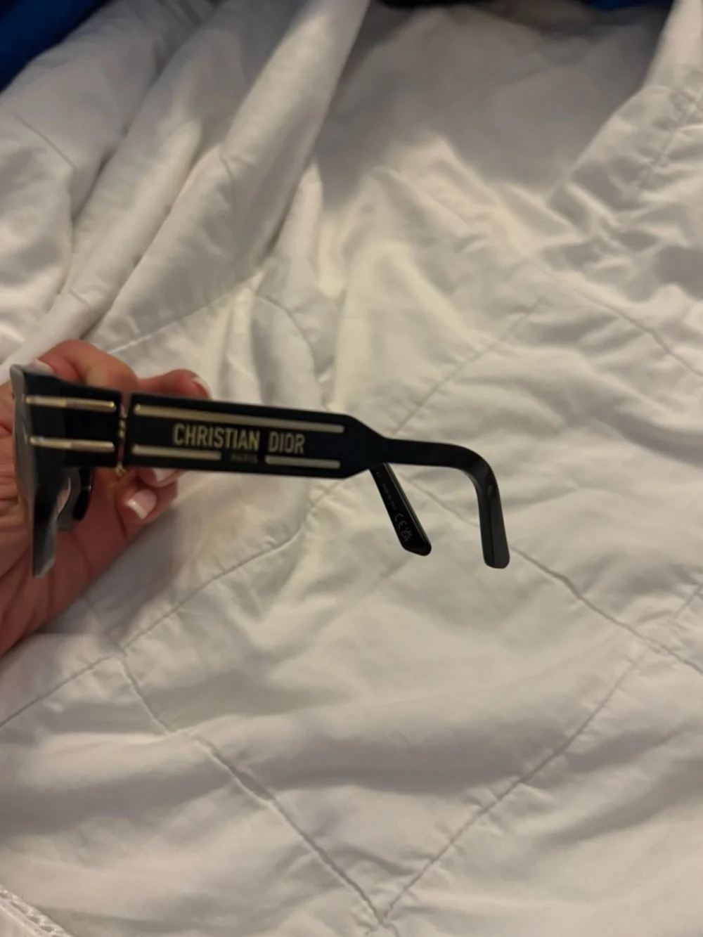 Christian Dior - Picture 5 of 9